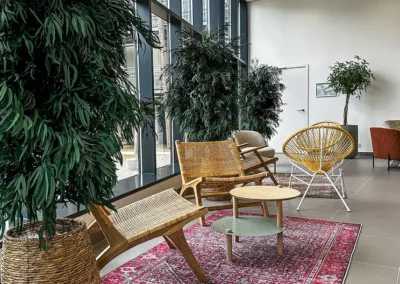 hall végétalisé avec plantes les pléiades